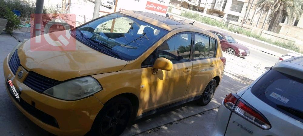 نيسان فيرسا